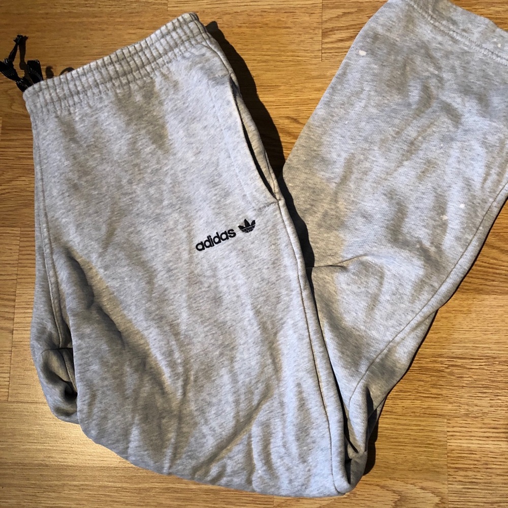ADIDAS JOGGING PANTS